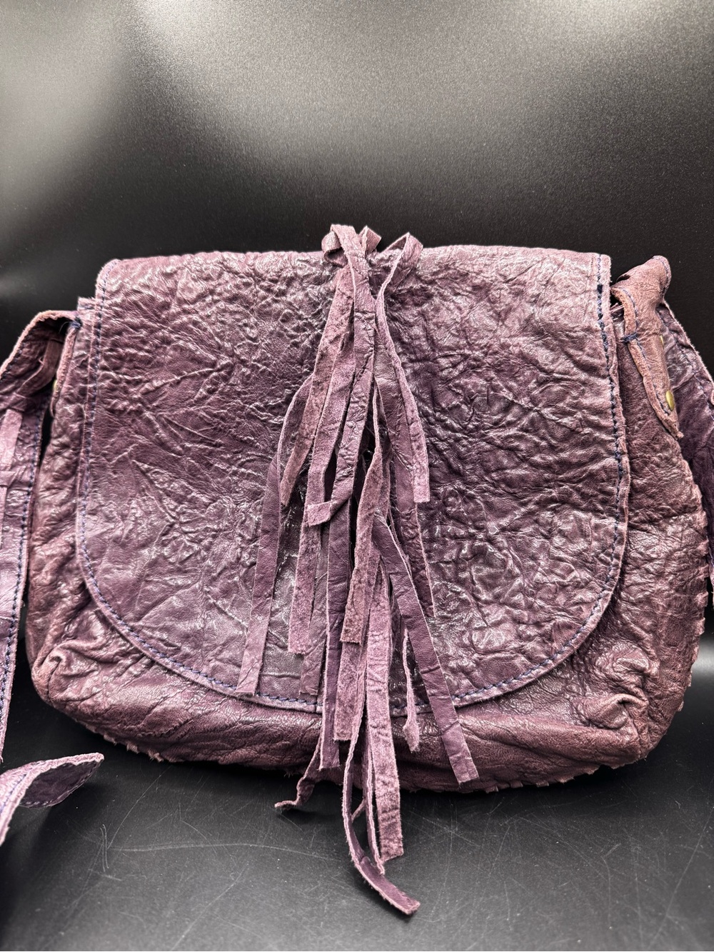 MUXO Camila Alves Genuine Leather Plum crossbody Bag Excellent Condition